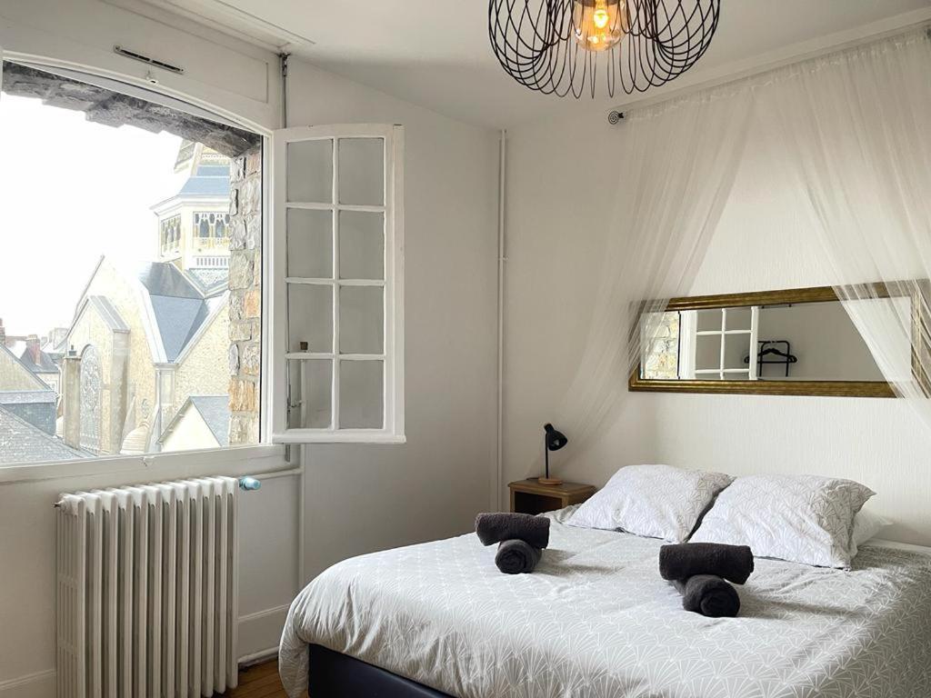 Domfront-Bnb : Chic & Confort Domfront  Bagian luar foto